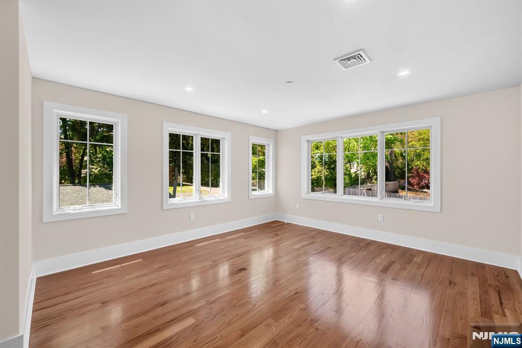 162 Closter Dock Road, Unit A Closter, NJ 07624 - Photo 4 of 37