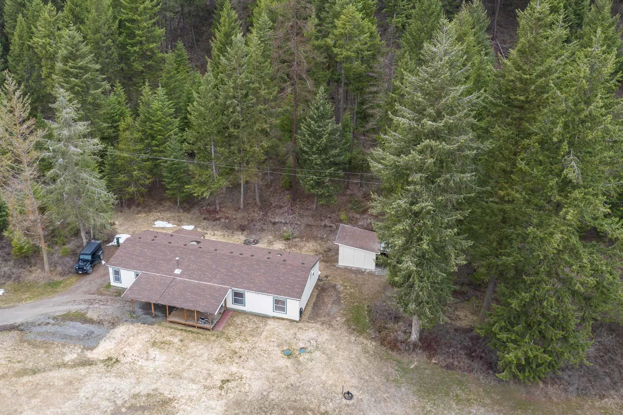 559 A Williams Lake Road Colville, WA 99114 - Photo 3 of 39