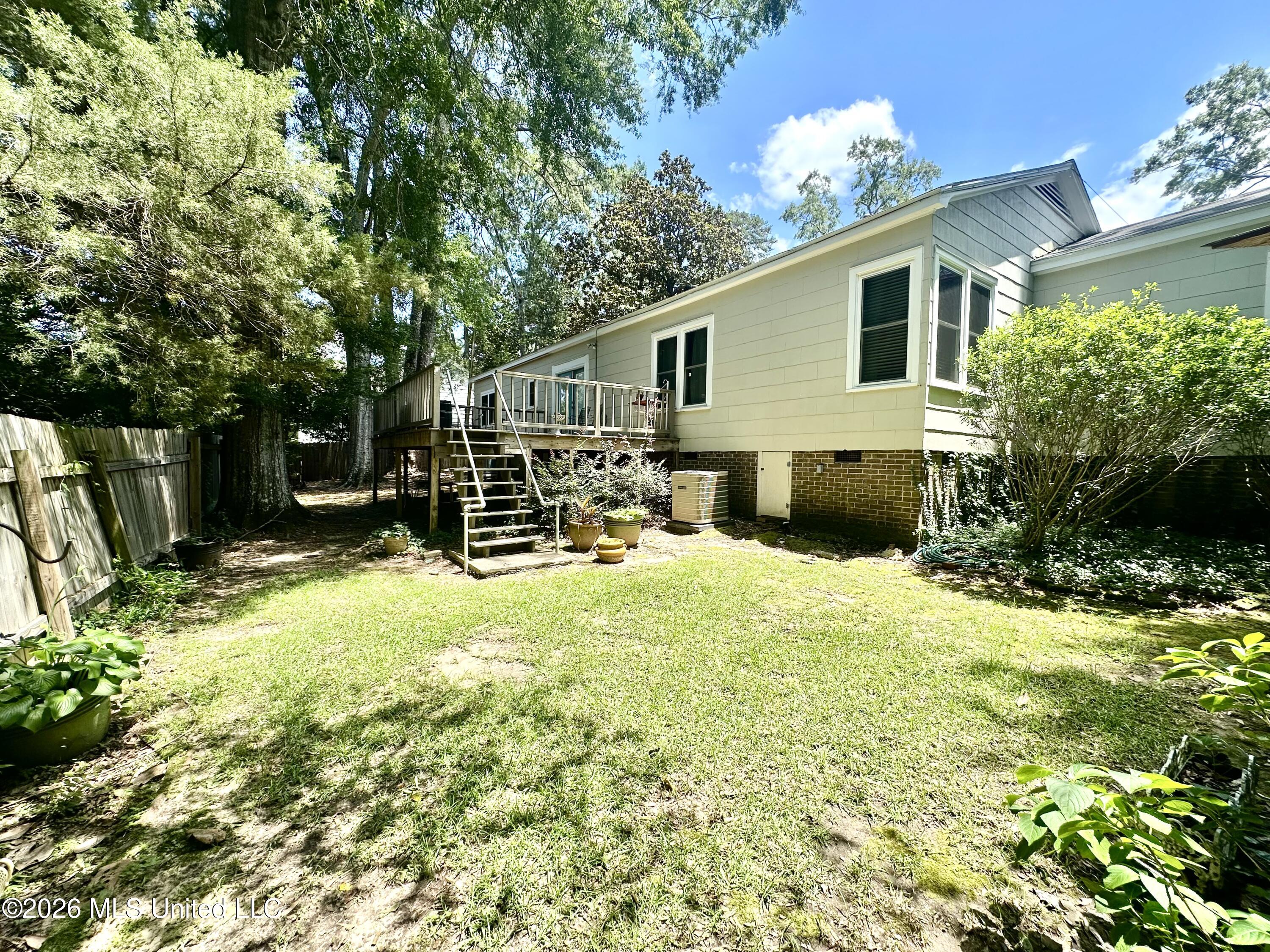 512 West Minnesota Street Brookhaven, MS 39601 - Photo 14 of 19 Rear