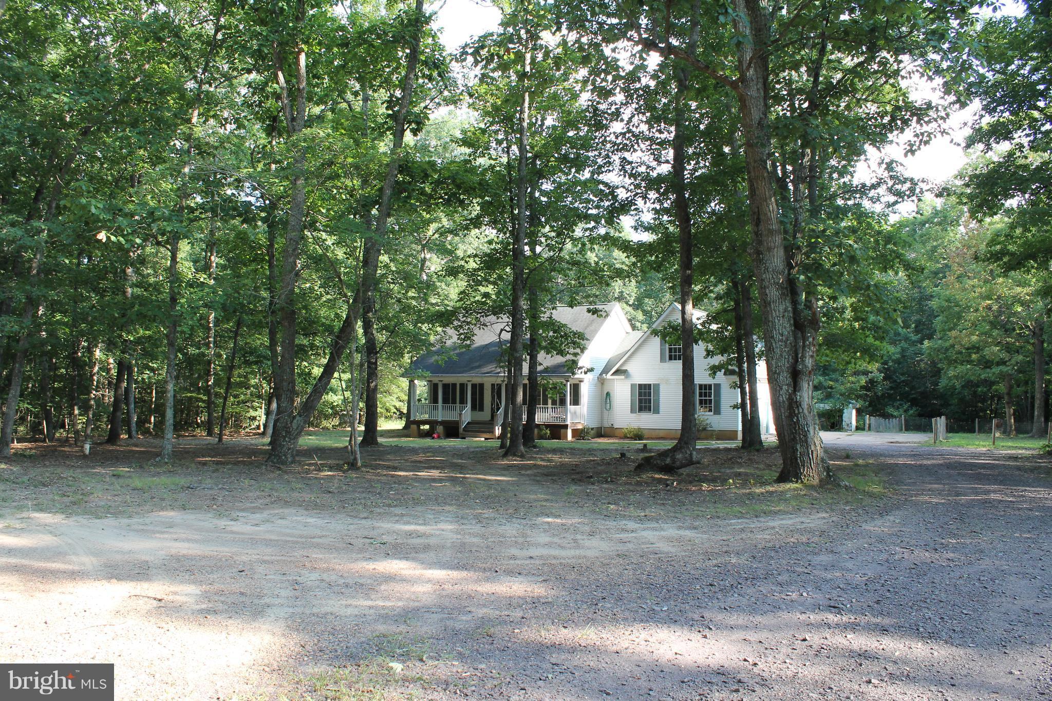 33390 Parker Road Locust Grove, VA 22508 - Photo 26 of 28 Exterior (Front)
