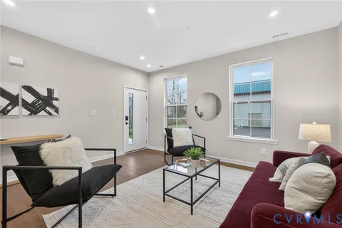 $450,000 | 2439 Ownby Lane, Unit B13, Richmond, VA 23220
