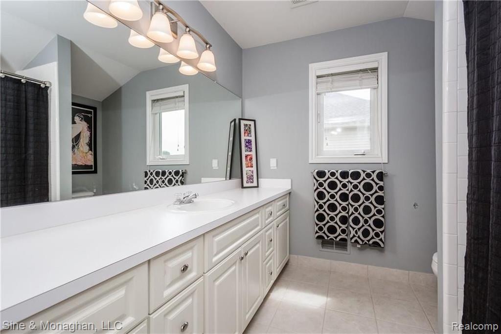 49374 Monte Road Chesterfield, MI 48047 - Photo 27 of 51