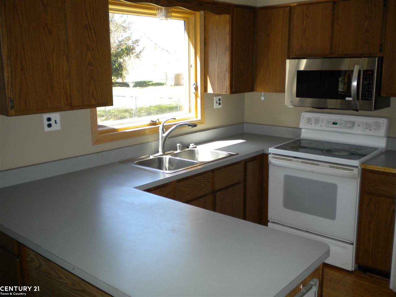 1510 Parke Street Rochester Hills, MI 48307 - Photo 10 of 35