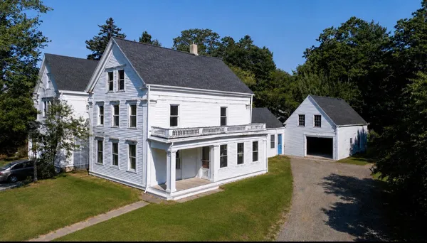 $249,000 | 41 Hyler Street, Thomaston, ME 04861