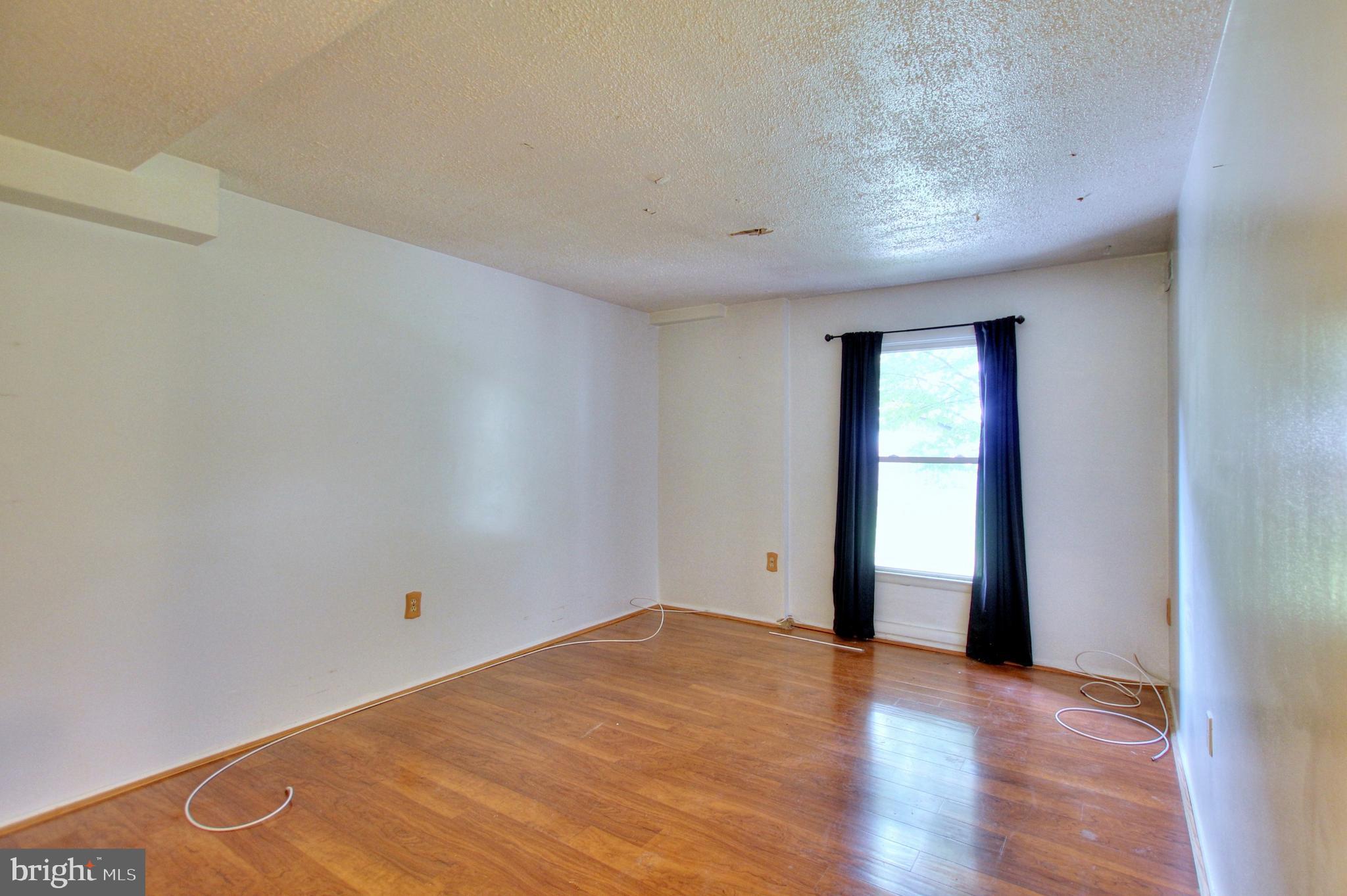 14414 Taos Court, Unit 5DE Silver Spring, MD 20906 - Photo 17 of 20 Bedroom