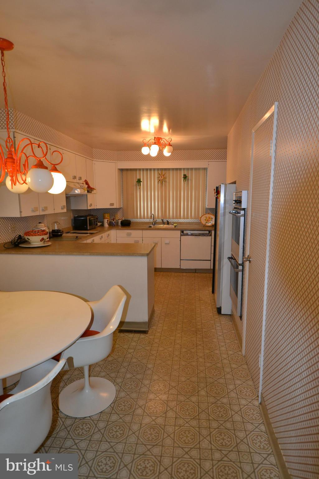 2514 Farringdon Road Baltimore, MD 21209 - Photo 13 of 22 Kitchen #2