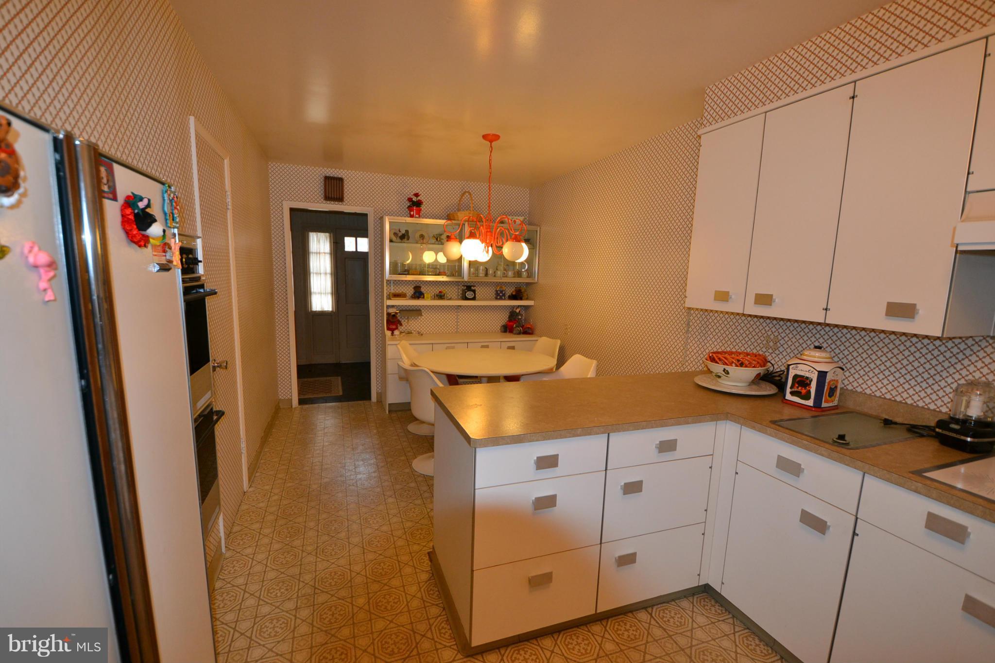 2514 Farringdon Road Baltimore, MD 21209 - Photo 15 of 22 Kitchen #4
