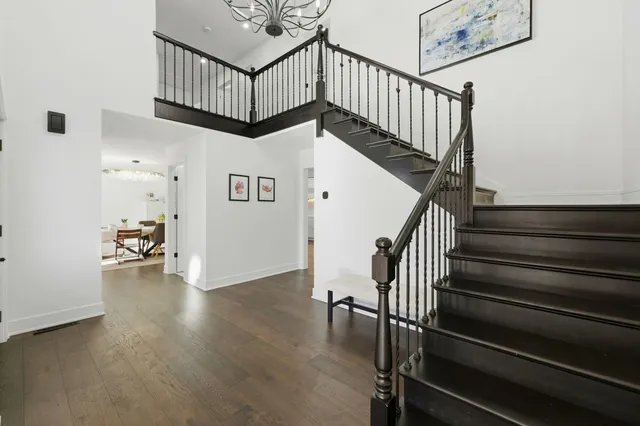 $845,000 | 40W412 Winchester Way, St. Charles, IL 60175