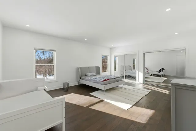 $845,000 | 40W412 Winchester Way, St. Charles, IL 60175