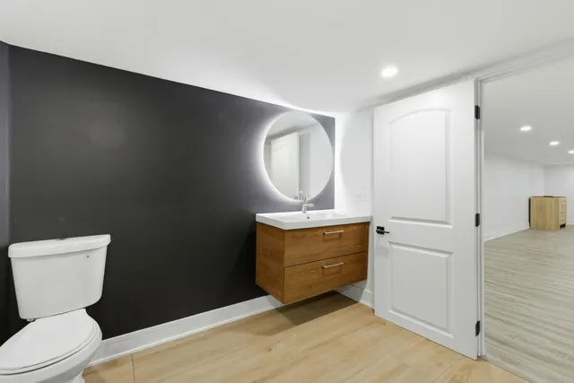 $845,000 | 40W412 Winchester Way, St. Charles, IL 60175