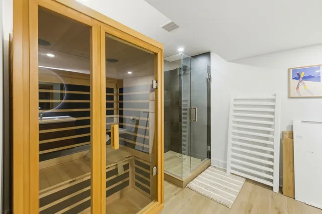 $845,000 | 40W412 Winchester Way, St. Charles, IL 60175