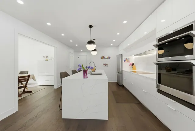 $845,000 | 40W412 Winchester Way, St. Charles, IL 60175