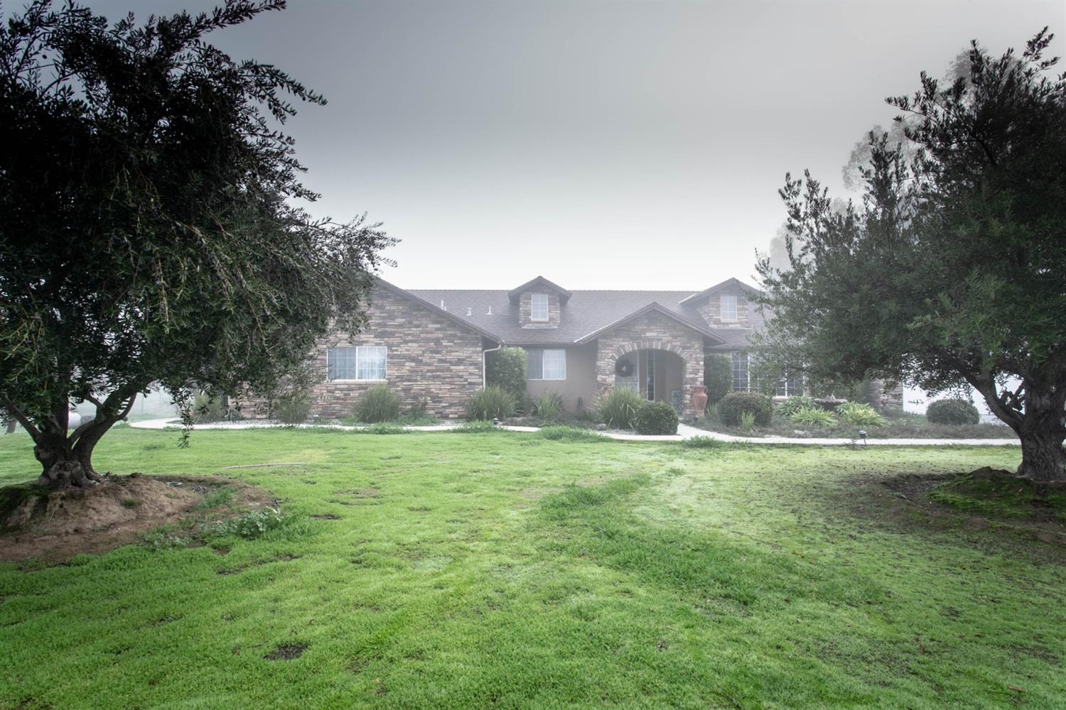 17269 Monreal Road Madera, CA 93636 - Photo 1 of 19 Gallery Image 1