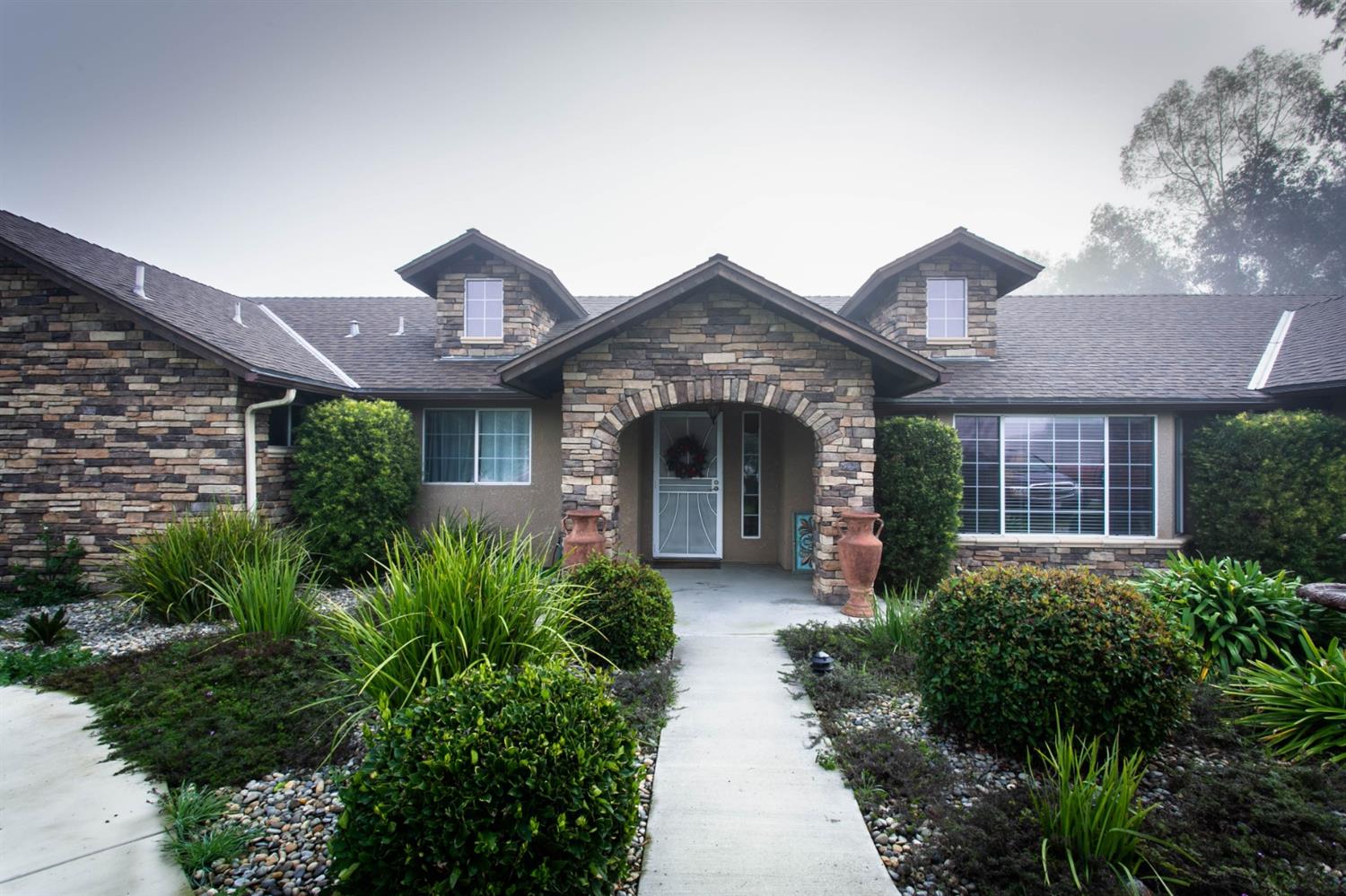 17269 Monreal Road Madera, CA 93636 - Photo 3 of 19 Gallery Image 3