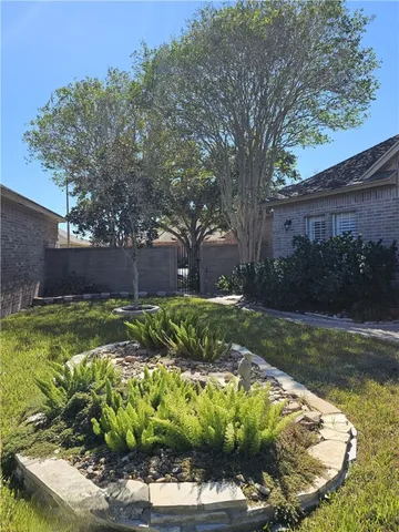 $327,000 | 6230 Garden Court, Corpus Christi, TX 78414