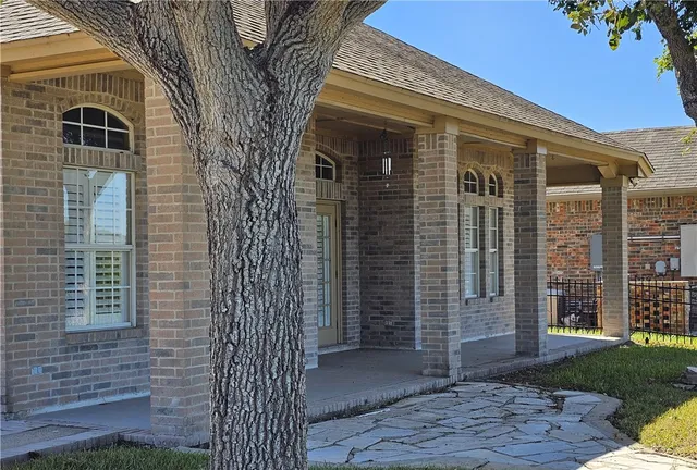 $327,000 | 6230 Garden Court, Corpus Christi, TX 78414
