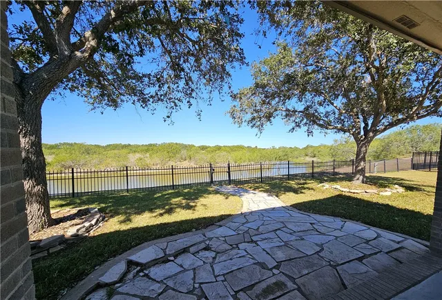 $327,000 | 6230 Garden Court, Corpus Christi, TX 78414