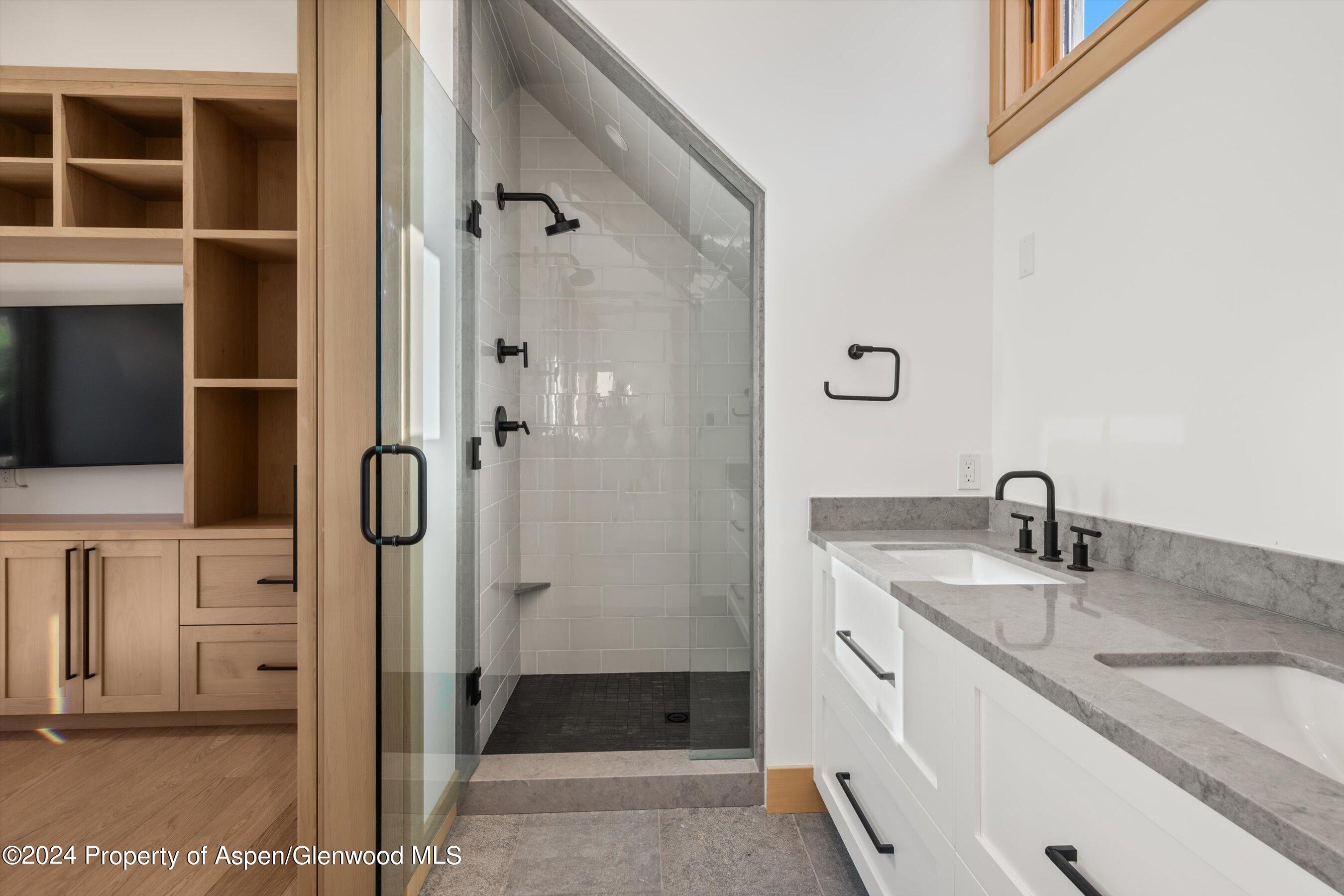 1043 Willits Lane Basalt, CO 81621 - Photo 41 of 59 Bathroom 2