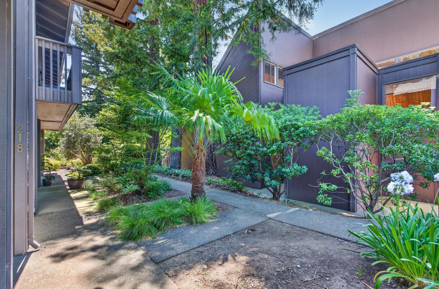 218 Los Alamos Road Santa Rosa, CA 95409 - Photo 45 of 48