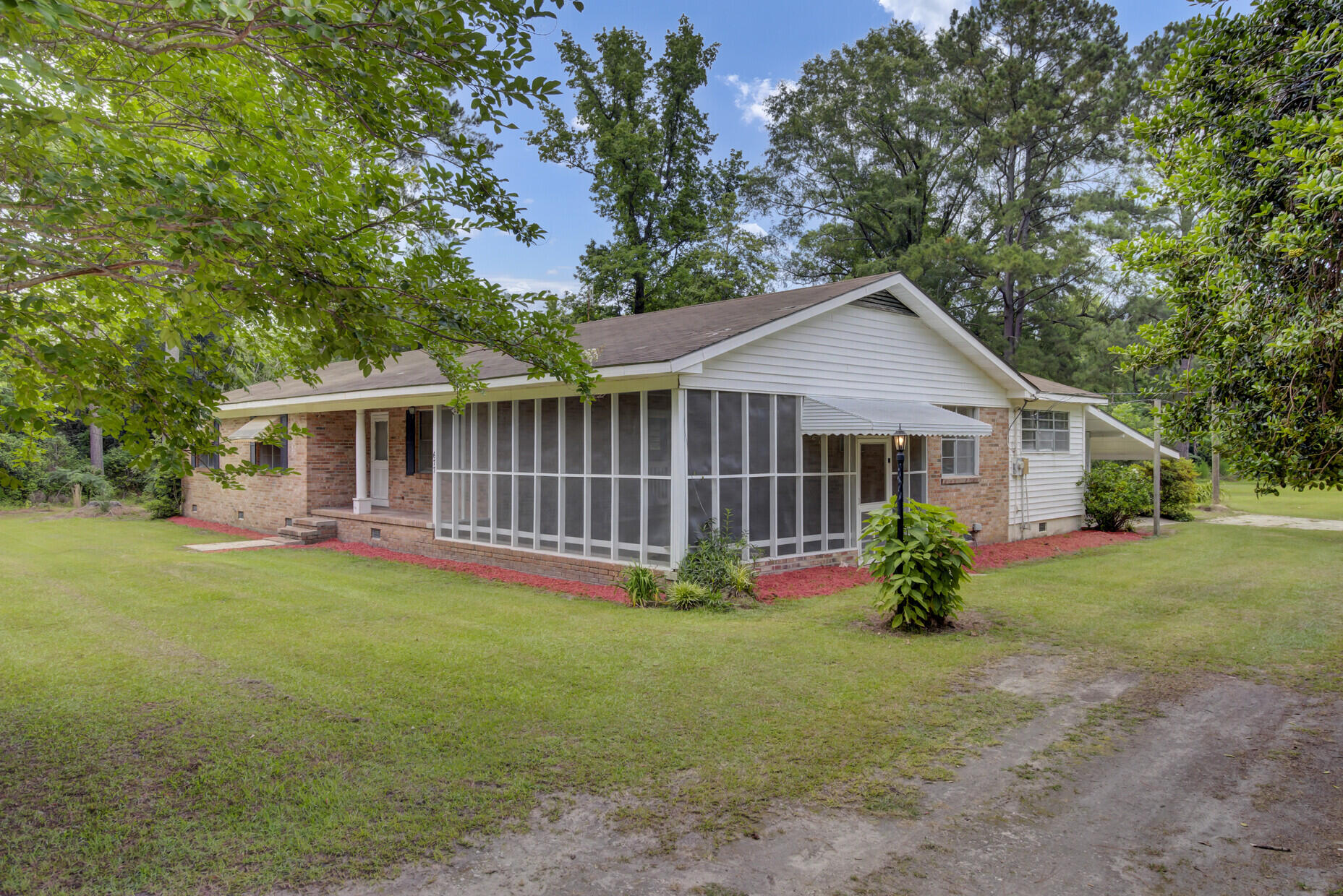 677 Twins Lane Reevesville, SC 29471 - Photo 4 of 56 04_4_mls