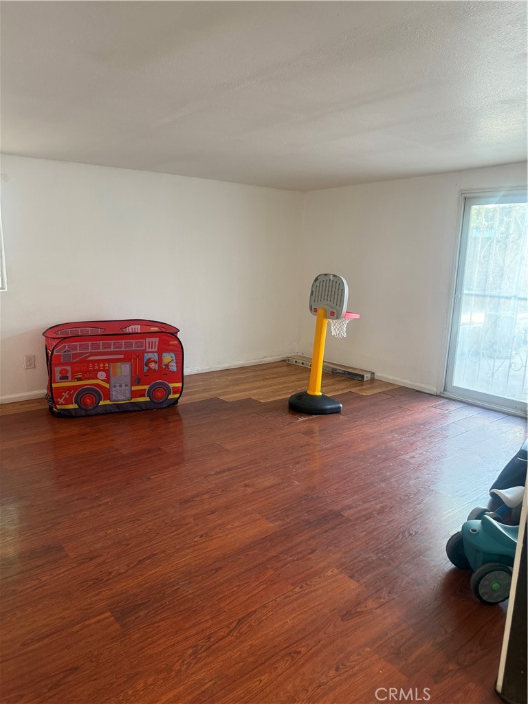 822 East Virginia Street Rialto, CA 92376 - Photo 25 of 43