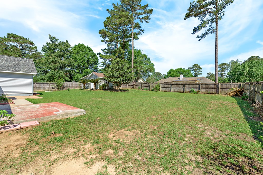 1304 Woodleigh Road Dothan, AL 36305 - Photo 8 of 35