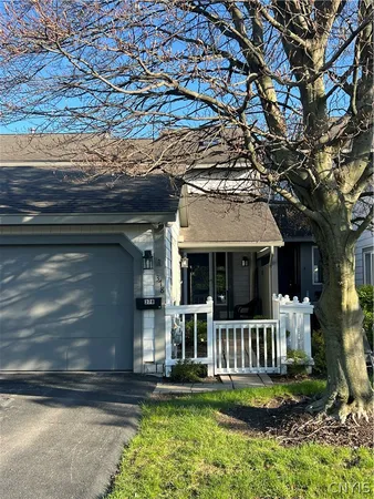 $349,900 | 378 Summerhaven Drive North, Manlius, NY 13057