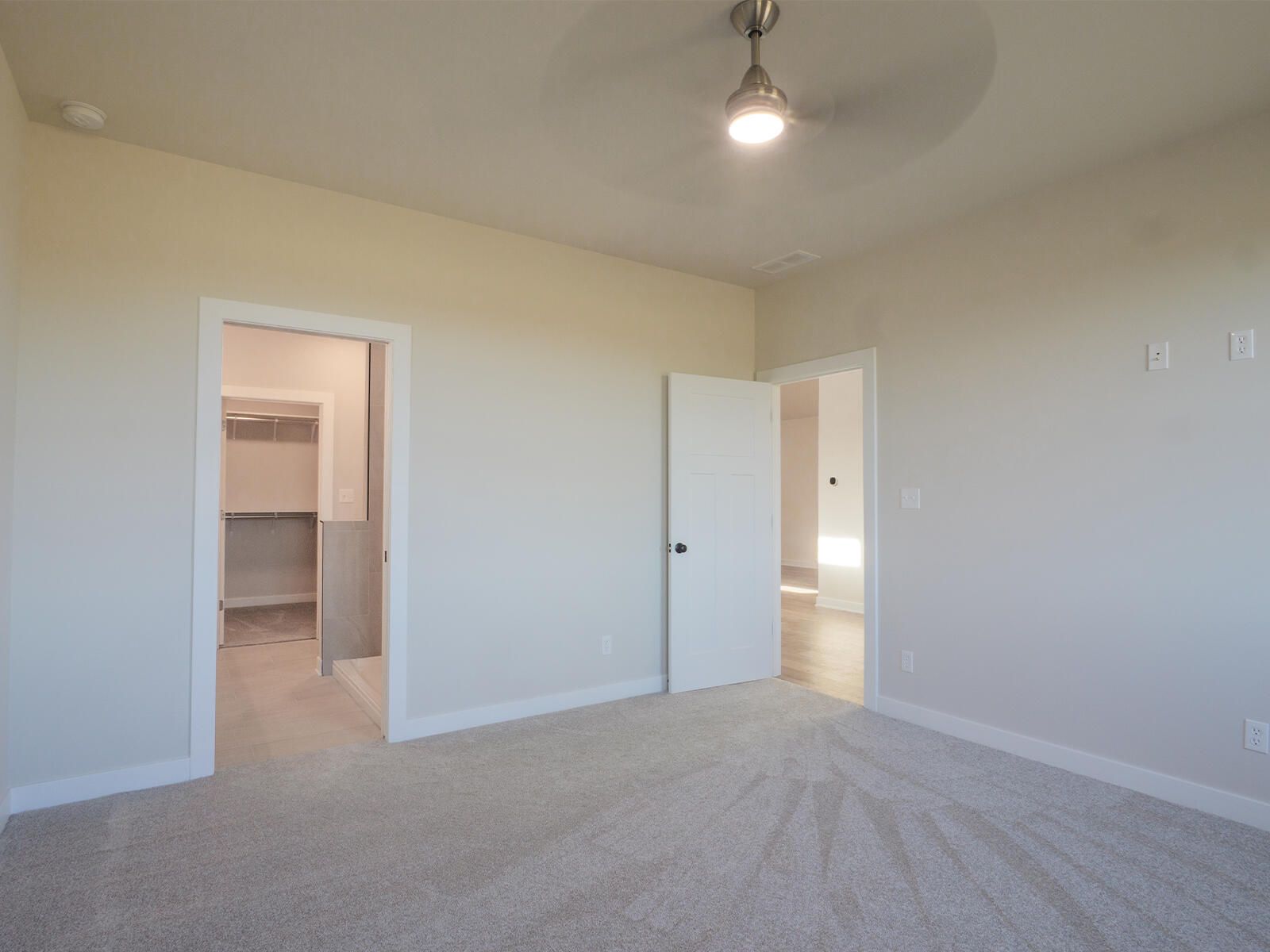 244 Sawgrass Drive Crown Point, IN 46307 - Photo 12 of 16 a view of an empty room and a room