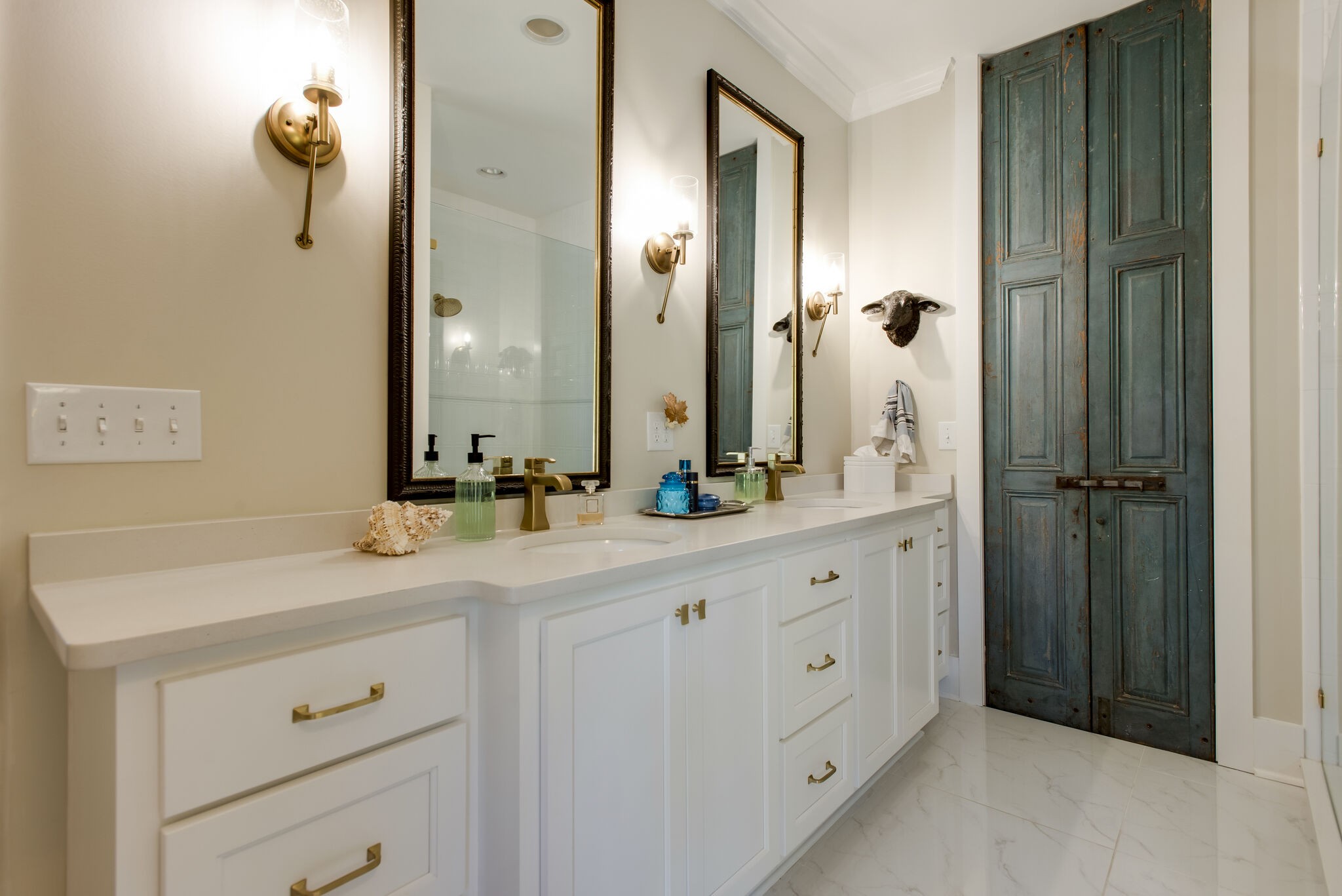 6230 Bresslyn Road Nashville, TN 37205 - Photo 32 of 53 a bathroom with a double vanity sink and mirror