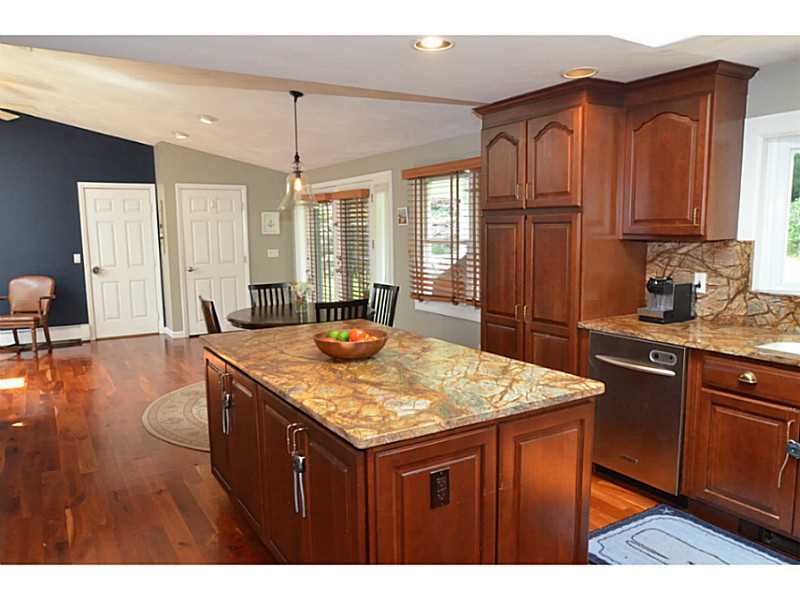 59 Overhill Road Warwick, RI 02818 - Photo 6 of 24 Kitchen.