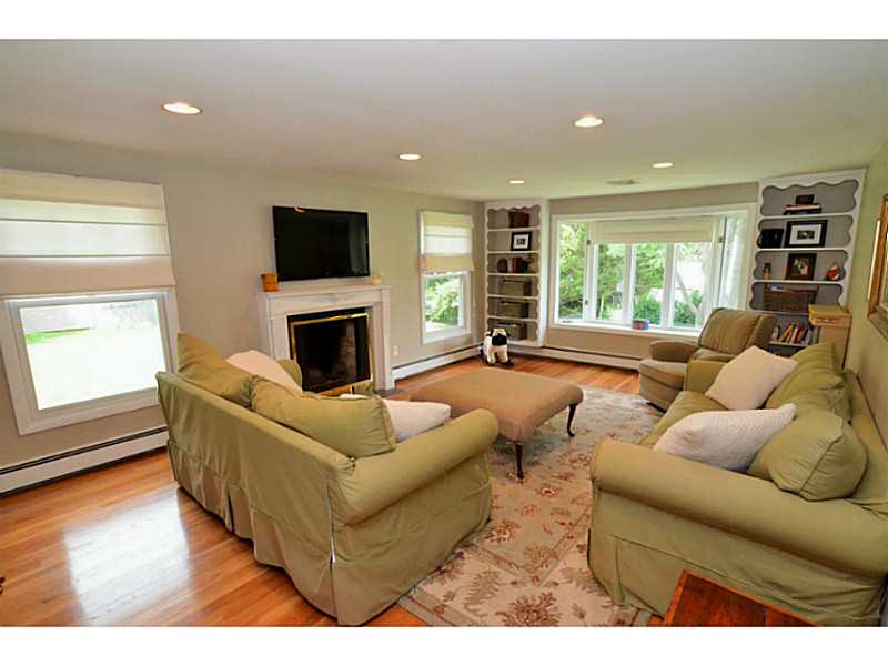 59 Overhill Road Warwick, RI 02818 - Photo 9 of 24 Den/Family/Great Room.