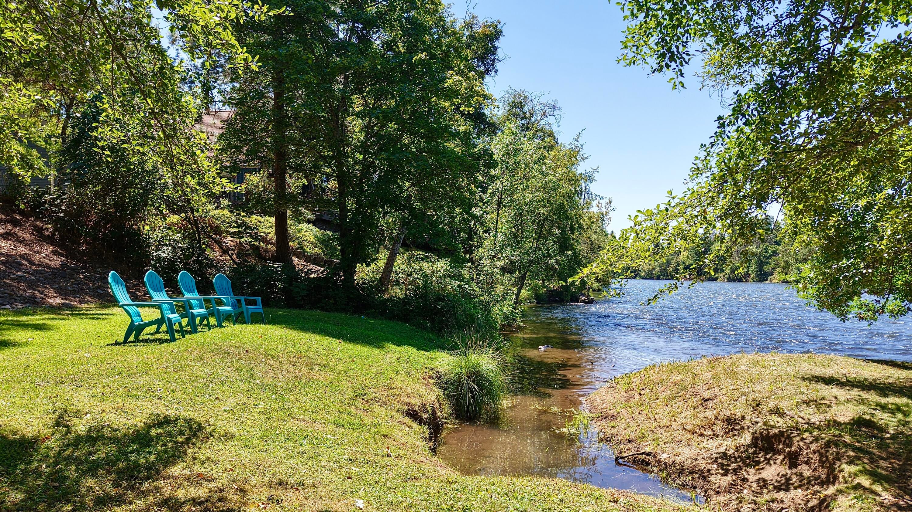975 Old Ferry Road Shady Cove, OR 97539 - Photo 55 of 100 Easy River Access