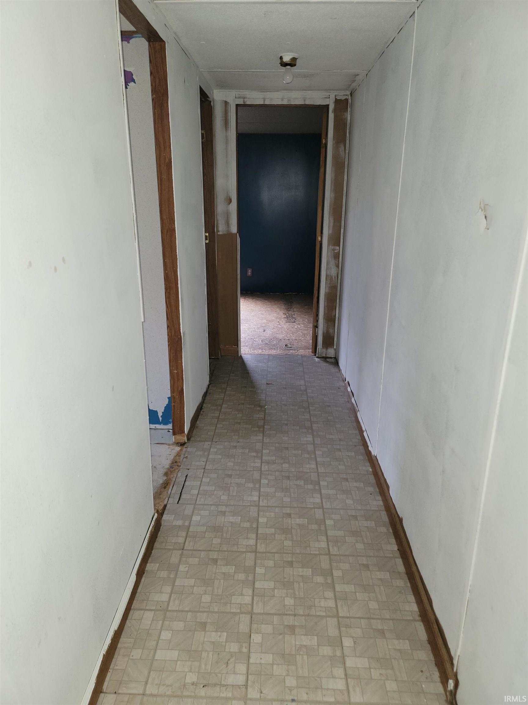 520 Ogdon Street Washington, IN 47501 - Photo 7 of 16