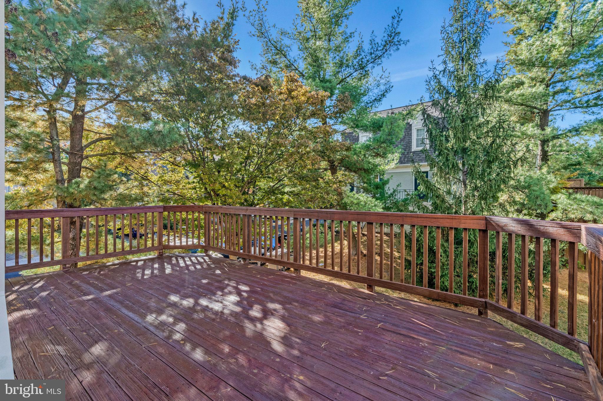 2043 Pieris Court Vienna, VA 22182 - Photo 35 of 43 a view of a wooden fence