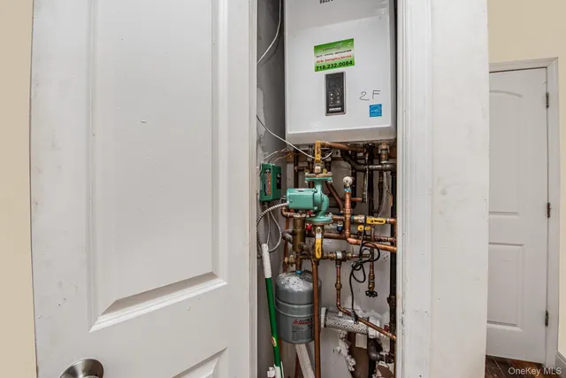 a view of a storage & utility room