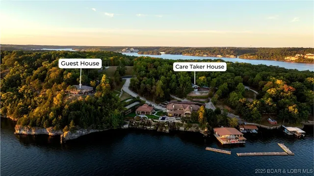 $7,500,000 | 120 Carson Drive, Sunrise Beach, MO 65079