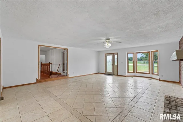 $519,000 | 1610 Wisconsin Street, Le Claire, IA 52753