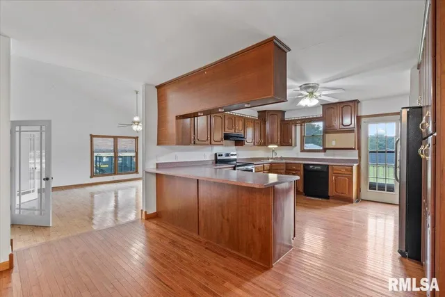 $519,000 | 1610 Wisconsin Street, Le Claire, IA 52753