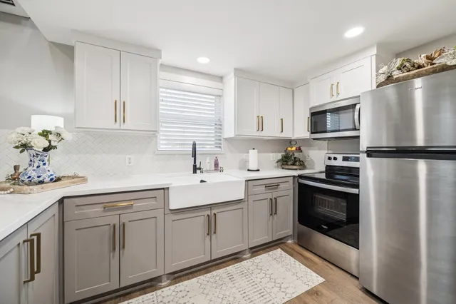 $650,000 | 4619 Brook Shadow Drive, Kingwood, TX 77345