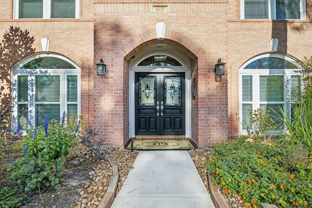 $650,000 | 4619 Brook Shadow Drive, Kingwood, TX 77345