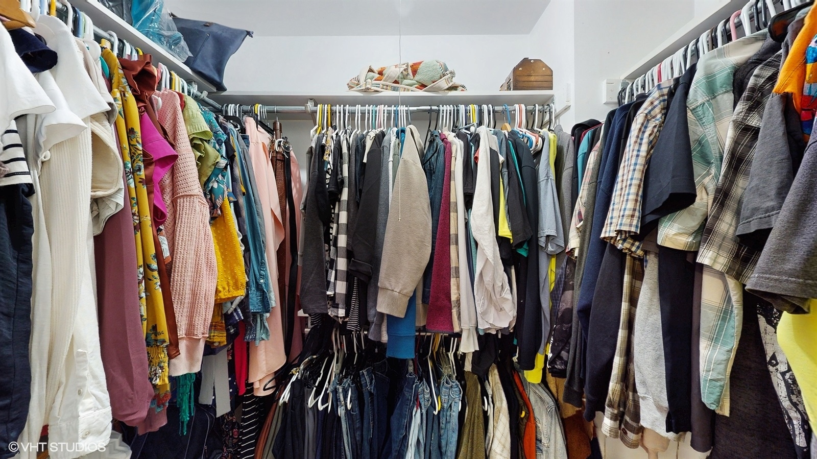 2606 Martin Drive Spring Grove, IL 60081 - Photo 14 of 32 a view of walk in closet with clothes