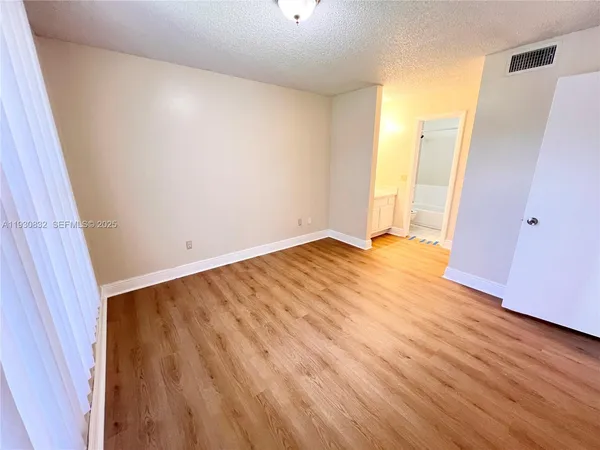 $1,500 | 4581 West McNab Road, Unit 22, Pompano Beach, FL 33069