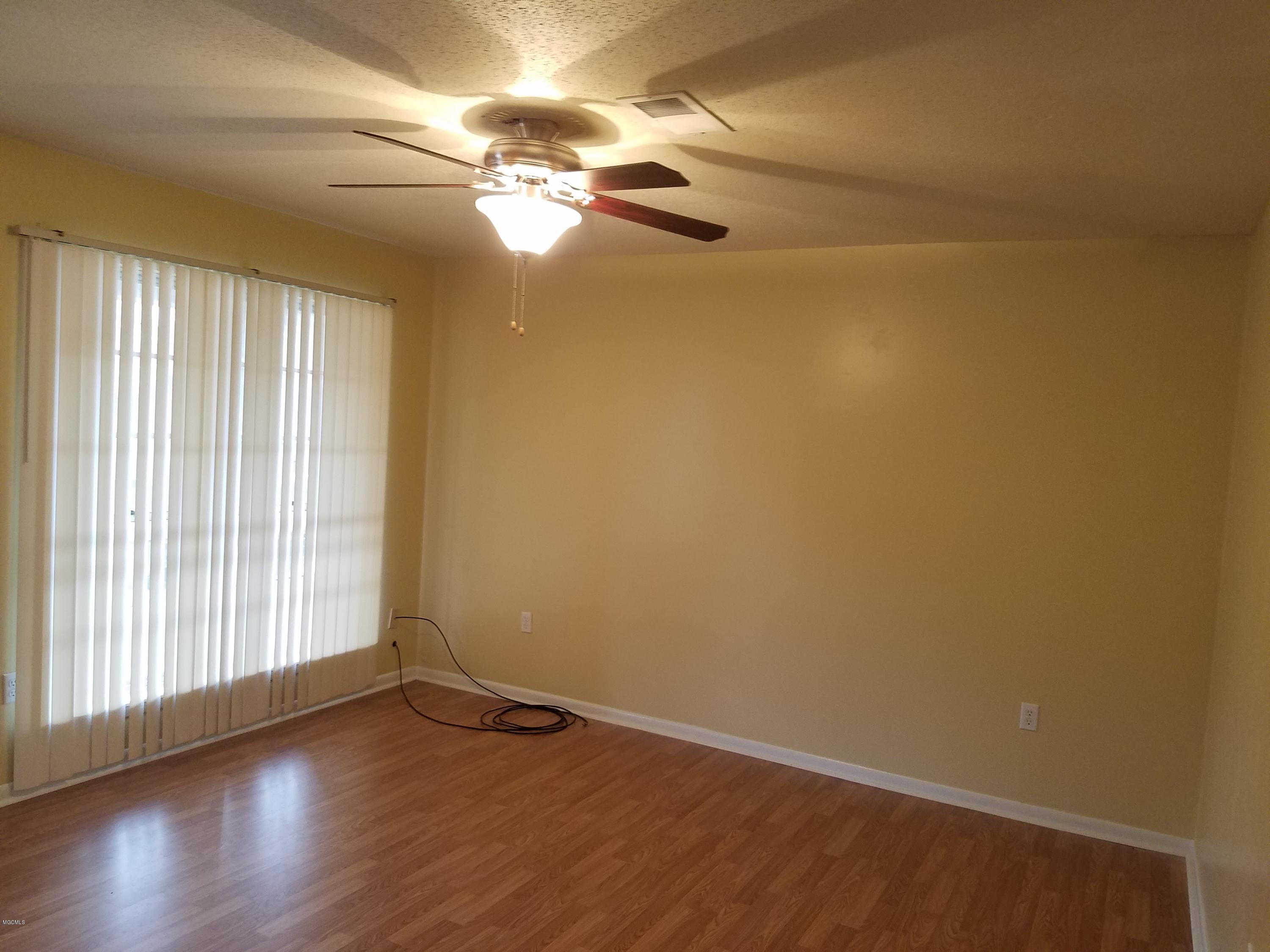 2602 George Street Gulfport, MS 39503 - Photo 2 of 15 20170207_105529