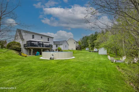 $575,000 | 14 County Court, Pittsfield, MA 01201