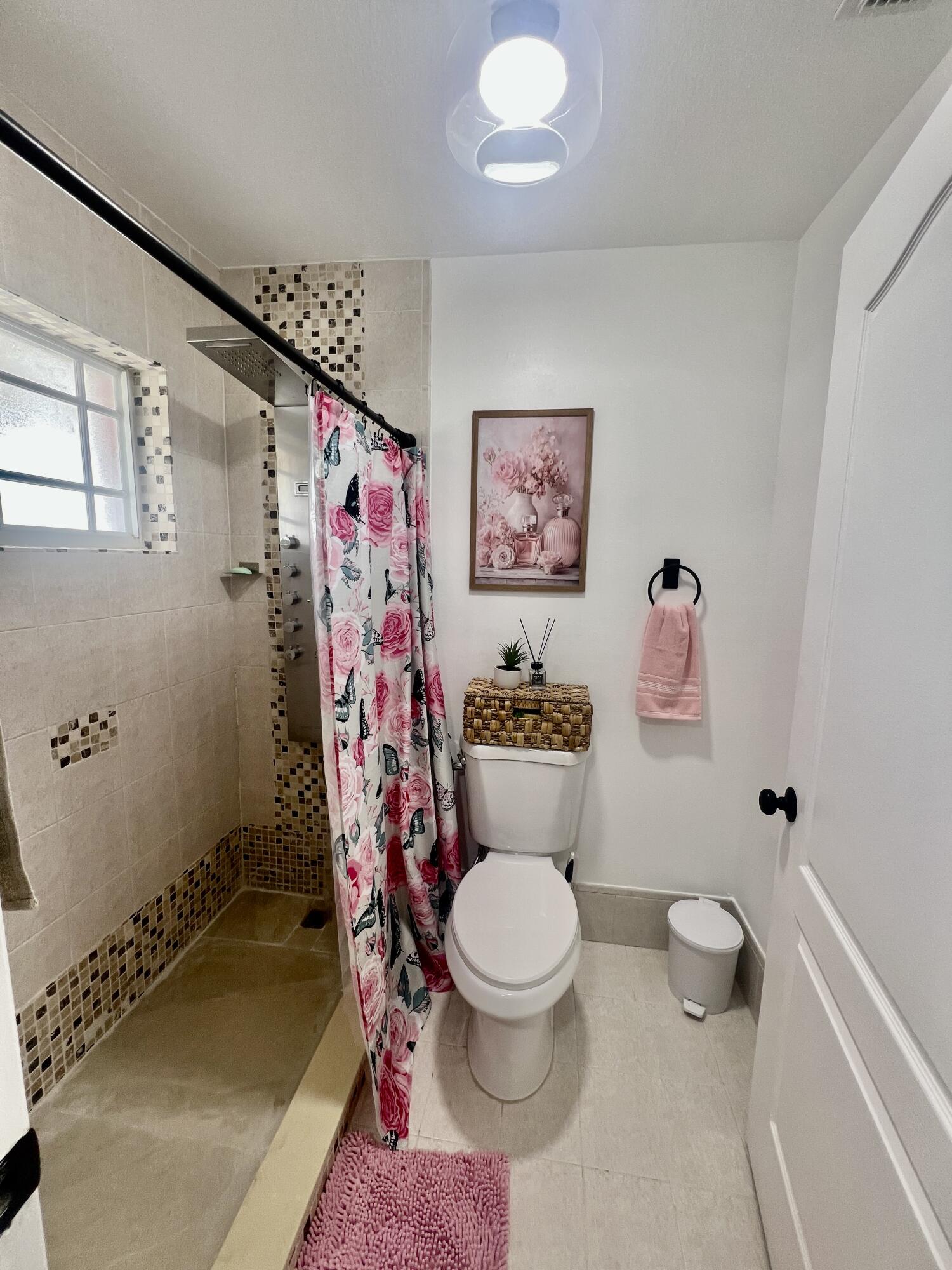 10903 West Okeechobee Road, Unit 201 Hialeah, FL 33018 - Photo 14 of 36 20260709_220746773_iOS