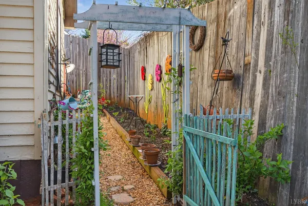 $245,000 | 150 Mt Olive Road, Amherst, VA 24521