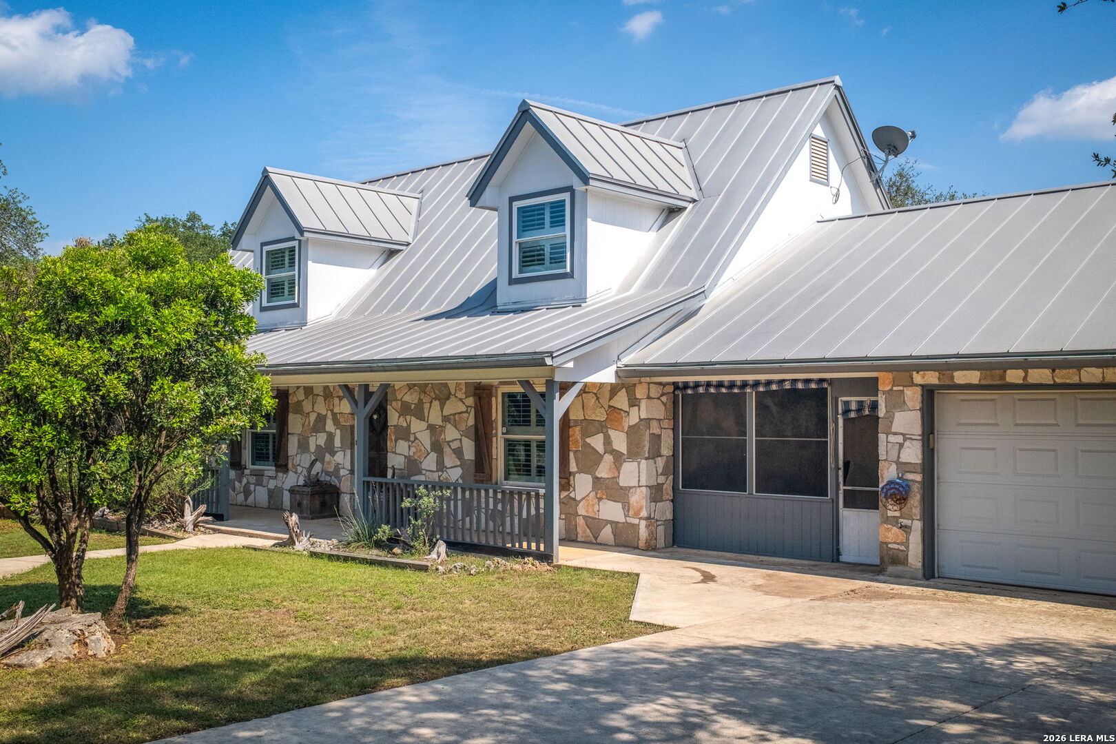 8580 Spring Branch Road Spring Branch, TX 78070 - Photo 6 of 39