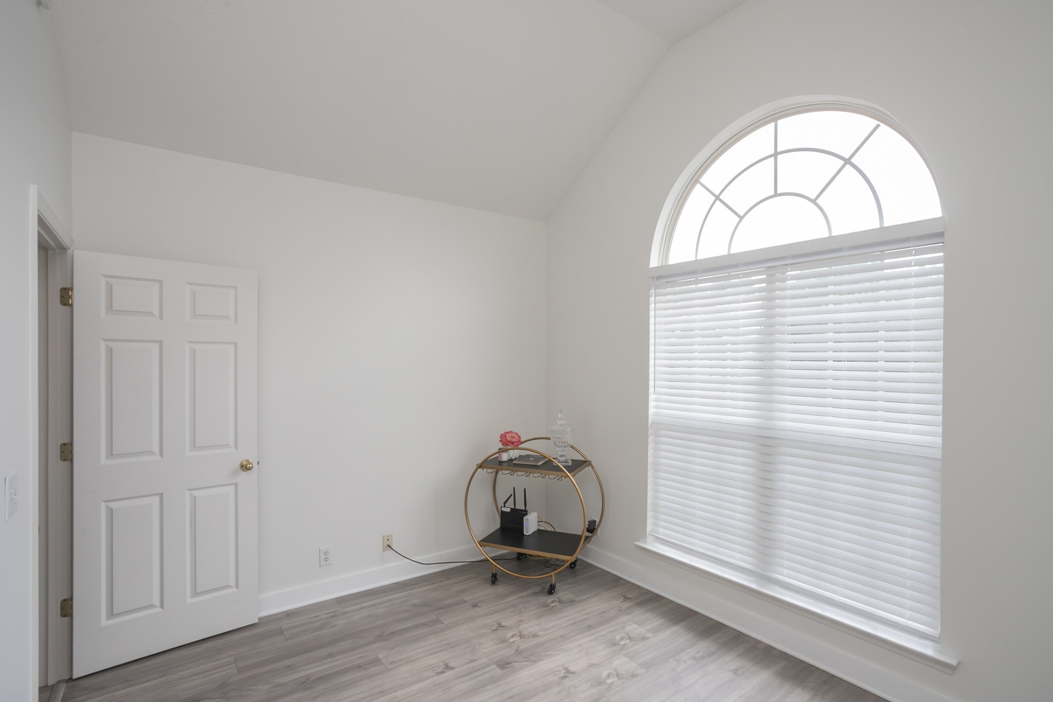 7337 Campton Road Nashville, TN 37211 - Photo 31 of 53 an entryway with a window