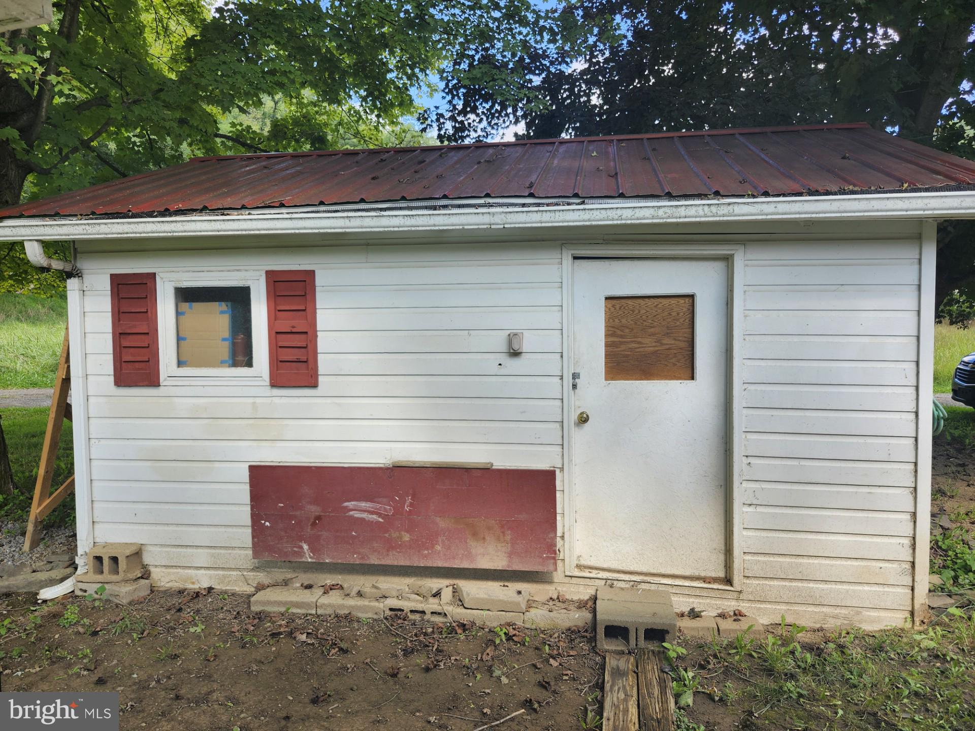 497 Dry Run Road Burlington, WV 26710 - Photo 37 of 80 Gallery Image 37