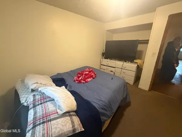 $189,900 | 143 Clinton Street, Albany, NY 12202